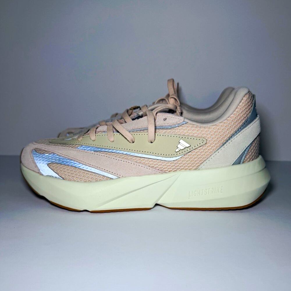 adidas Sportswear Lightblaze Women’s Low Top Mesh Sneakers 8.5W NEW IN BOX